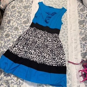 Girls dress